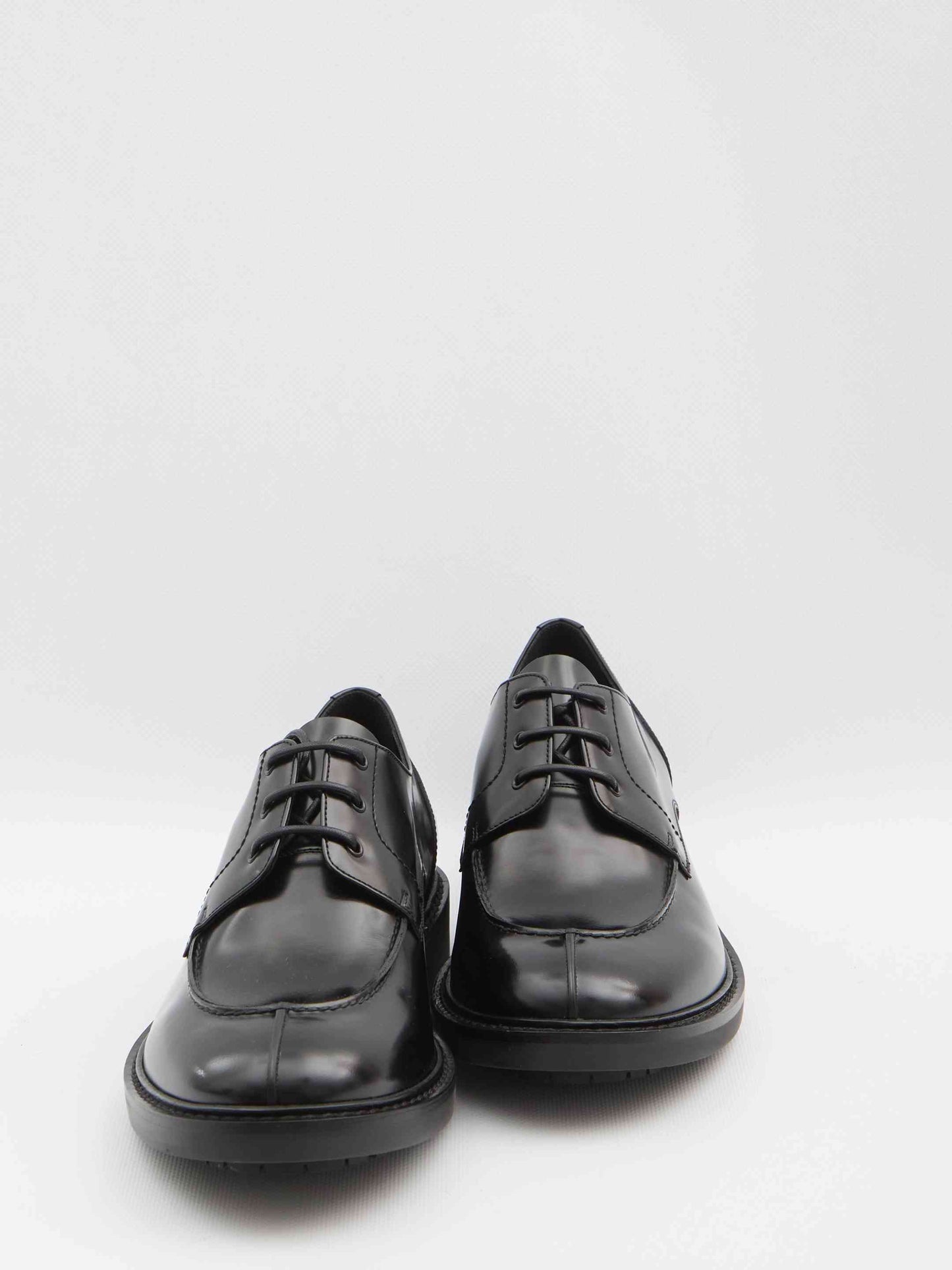 Saint Laurent Men Derby Lino In Smooth Leather
