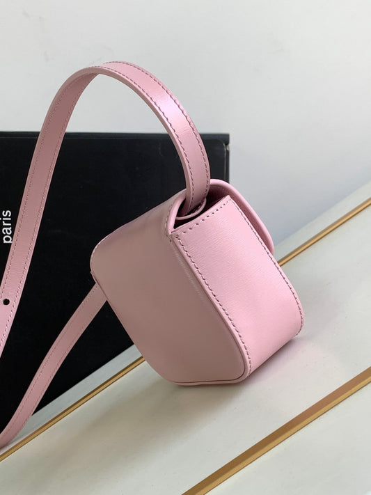 Celine TEEN TRIOMPHE 11CM LIGHT PINK CALFSKIN