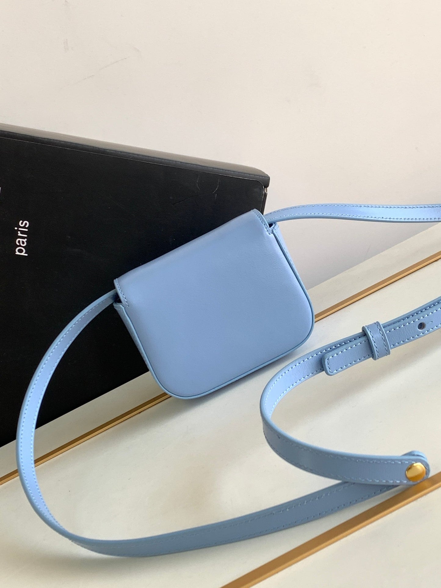 Celine TEEN TRIOMPHE 11CM SKY BLUE CALFSKIN