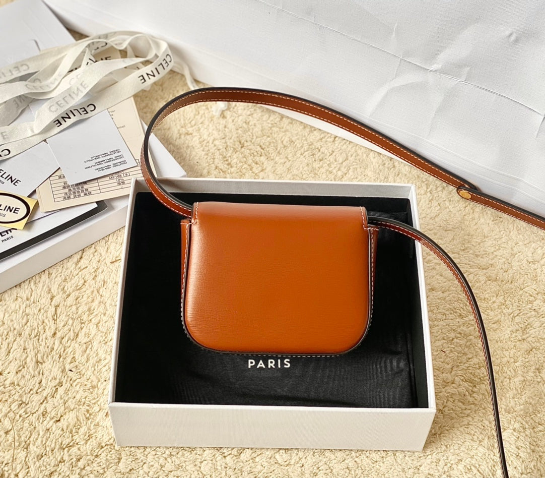 Celine TEEN TRIOMPHE 11CM ORANGE CALFSKIN