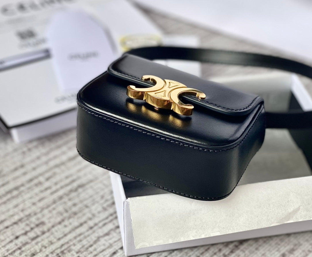 Celine TEEN TRIOMPHE 11CM BLACK CALFSKIN